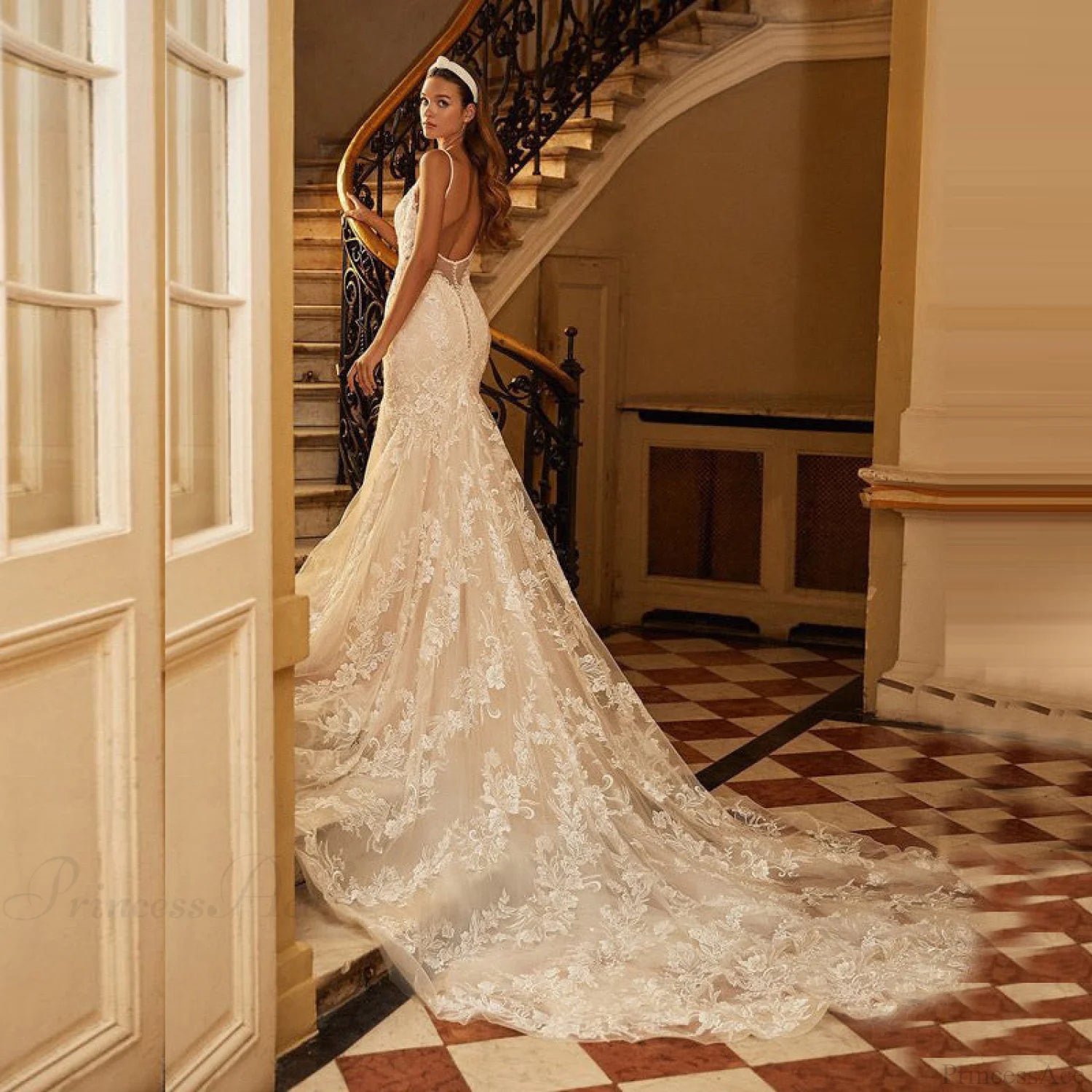 Lace Backless Mermaid Wedding Dress weddingdress-250223