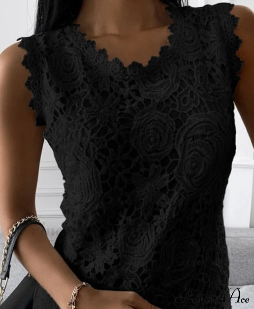 Lace Floral Top Black / S Tops & Blouses