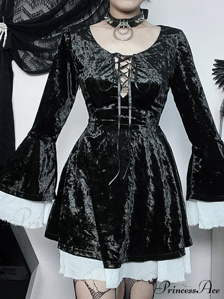 Lace Up Velvet Queen Renaissance Medieval Witch Vintage Cosplay Party Costume Dress Halloween