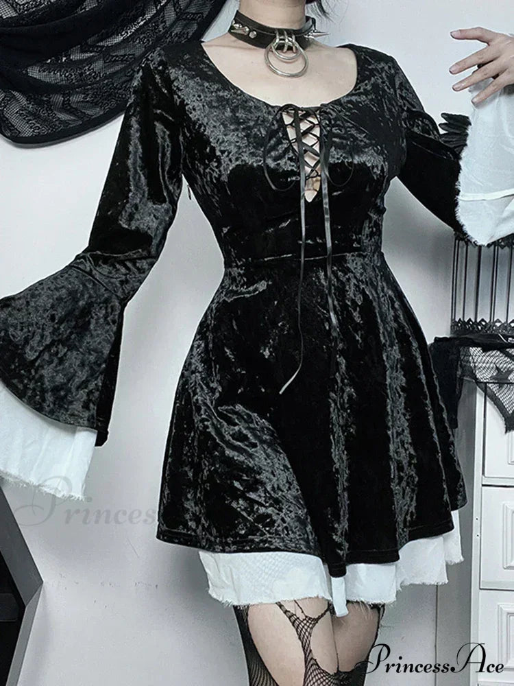 Lace Up Velvet Queen Renaissance Medieval Witch Vintage Cosplay Party Costume Dress Halloween