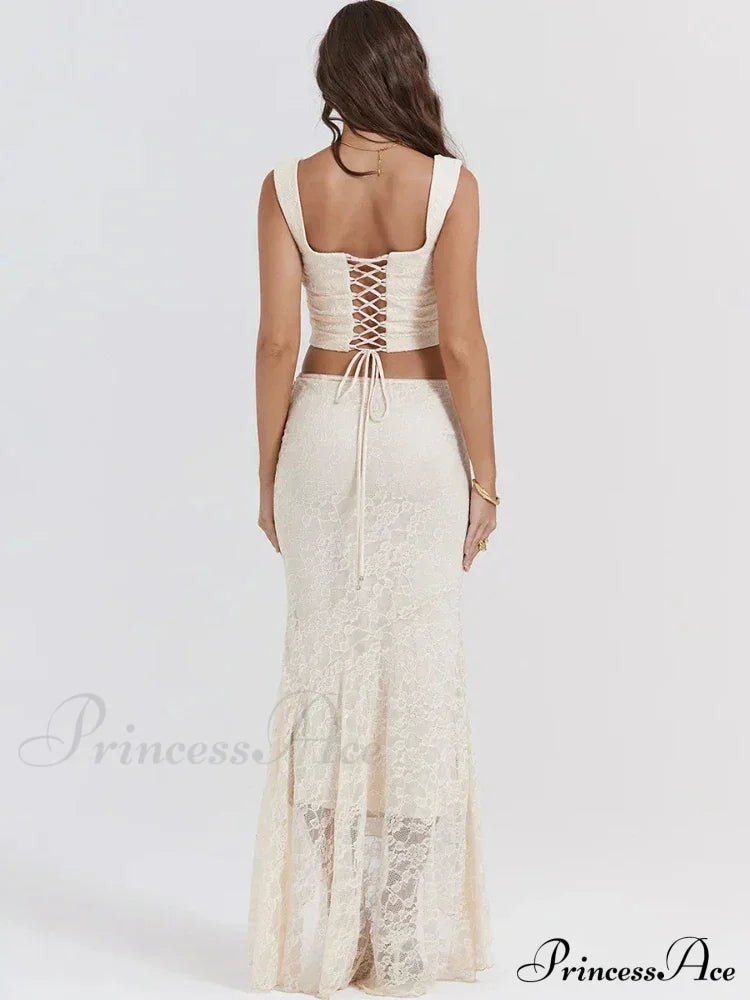 Layla Two Stylish Piece Set