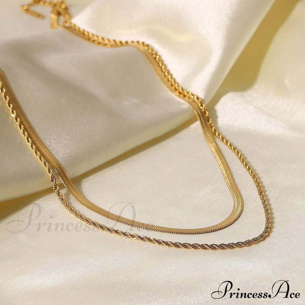 Lennon Elegant Necklace