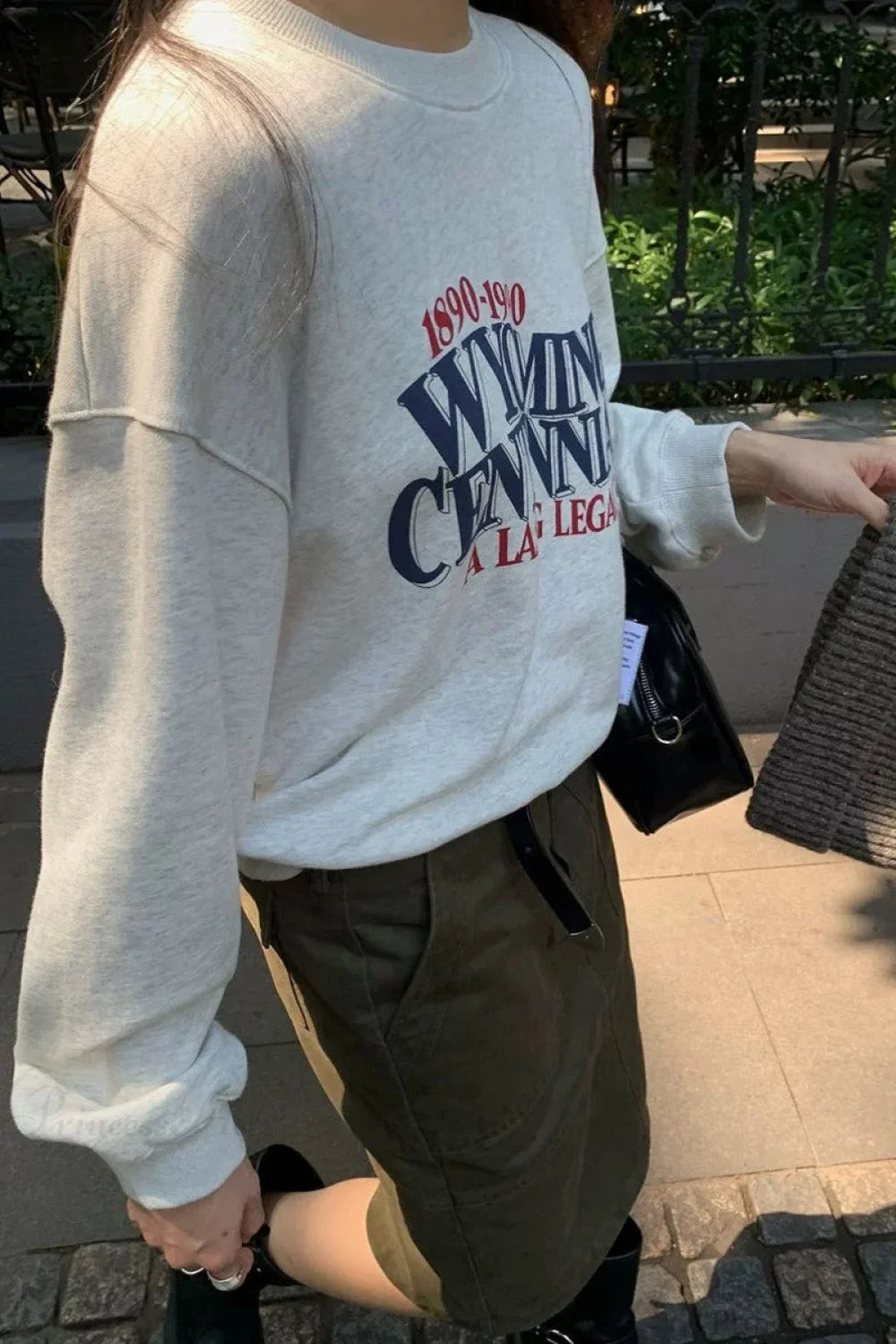 Letter Print Cropped Crew Neck Relaxed Sweatshirt Grey / One Size