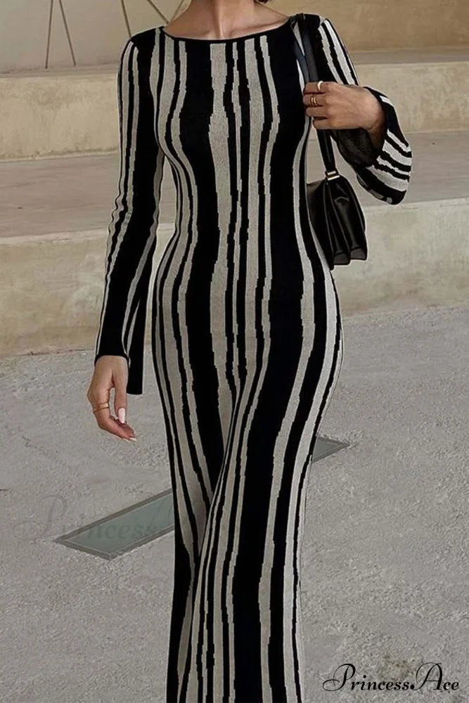 Long Sleeve Knitted Dress With Contrast Color Black / S Maxi Dresses