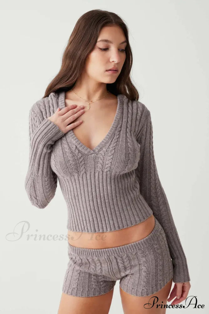 Long Sleeve Knitted V-Neck Graceful Hooded Sweater And Shorts Set Sweaters-L