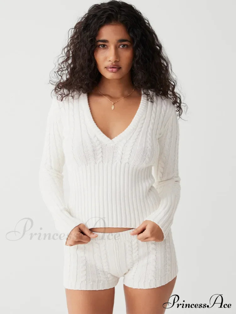 Long Sleeve Knitted V-Neck Graceful Hooded Sweater And Shorts Set Sweaters-L