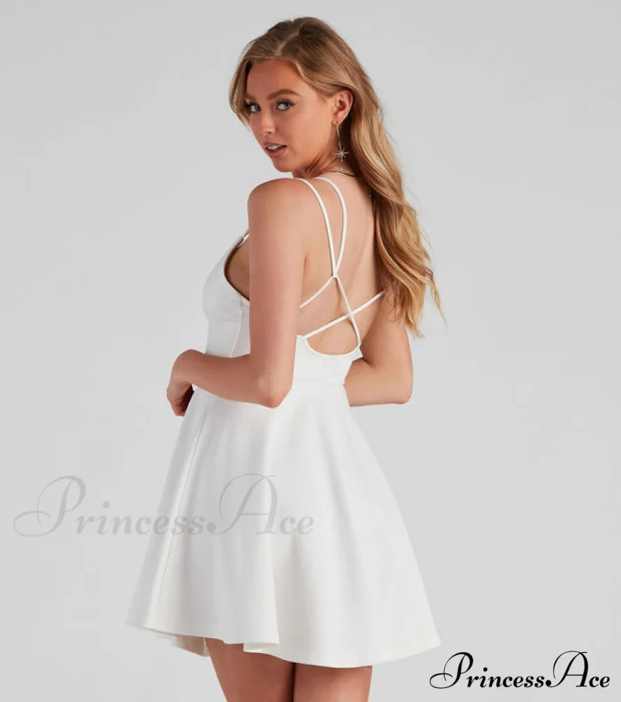 Must V-Love Stylish Ponte Skater Dress