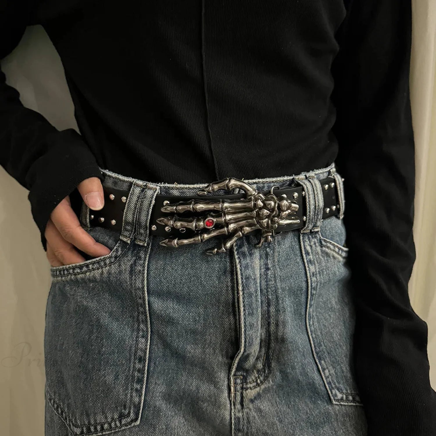 Neutral Gothic Skull Rivet Belt silver / 113cm