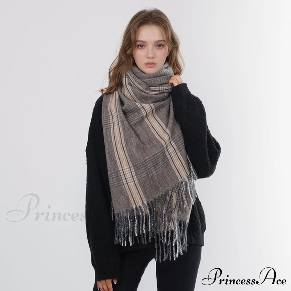 New Autumn Winter Thin Retro Tassel Plaid High-End Classic Elegant Scarf