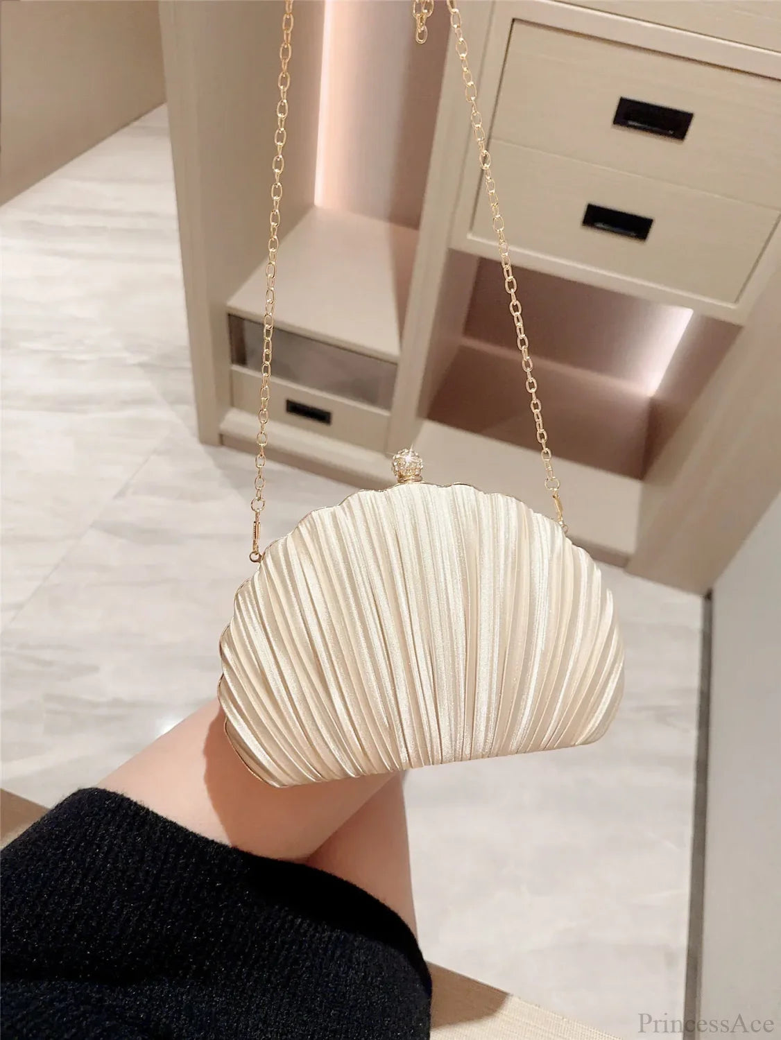 New Shell Evening Bag Diamond Design Clutch Bag Beige / (20cm clutchbag-250126
