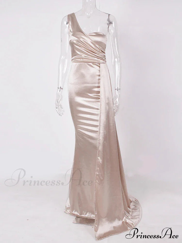 One-Shoulder Ruched Satin Party Dress Ivory / 4 Partydress-241208