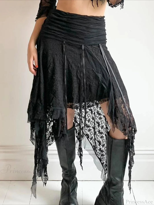 Patchwork Uneven Lace Skirt Black / S