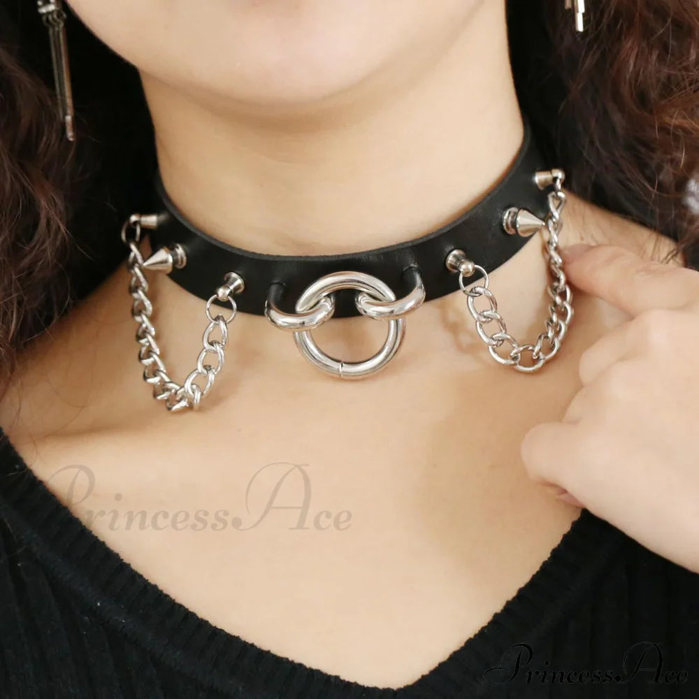 Personality O-Ring Rivet Chain Pu Necklace Halloween