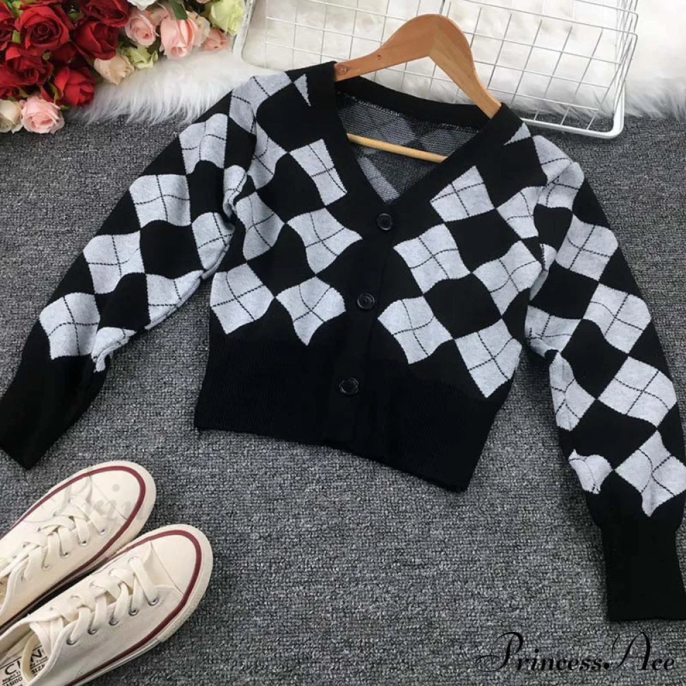 Plaid Black White Knitted Cardigan / One Size