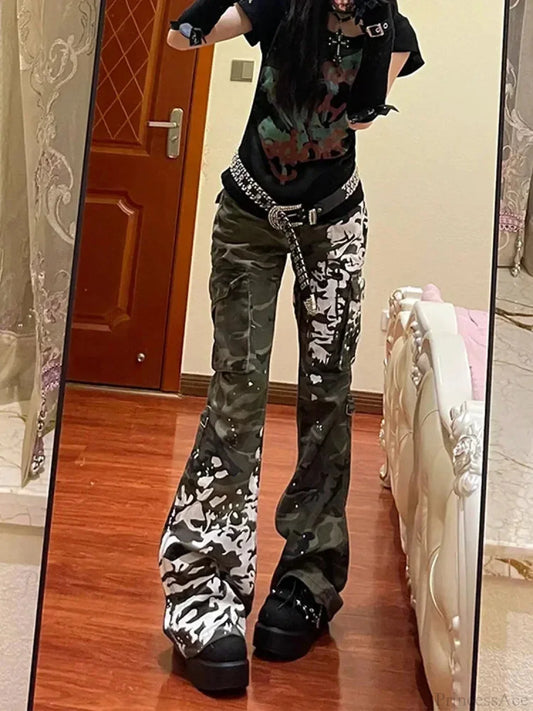Printed Medieval Dragon Flared Pant black / S