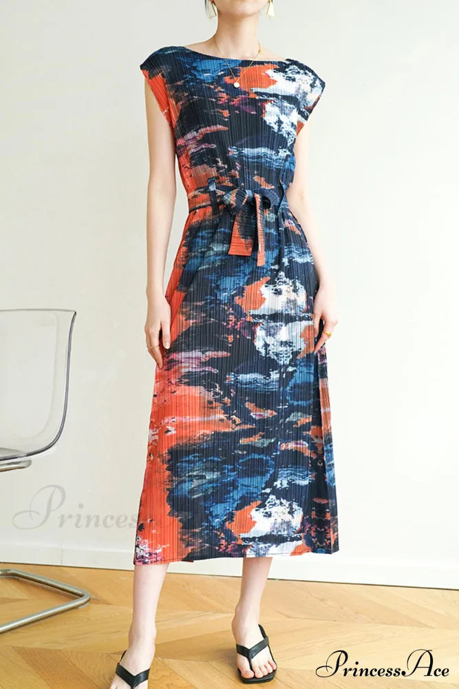 Printed Sleeveless Dress With Side Slit And Full Pleats Midi Dresses