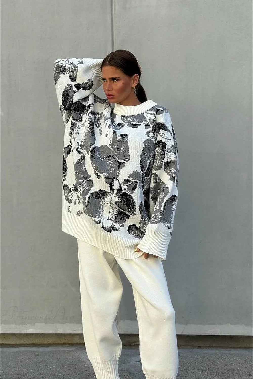Rabbit Pattern Loose Lazy Colorblock Sweater White / S