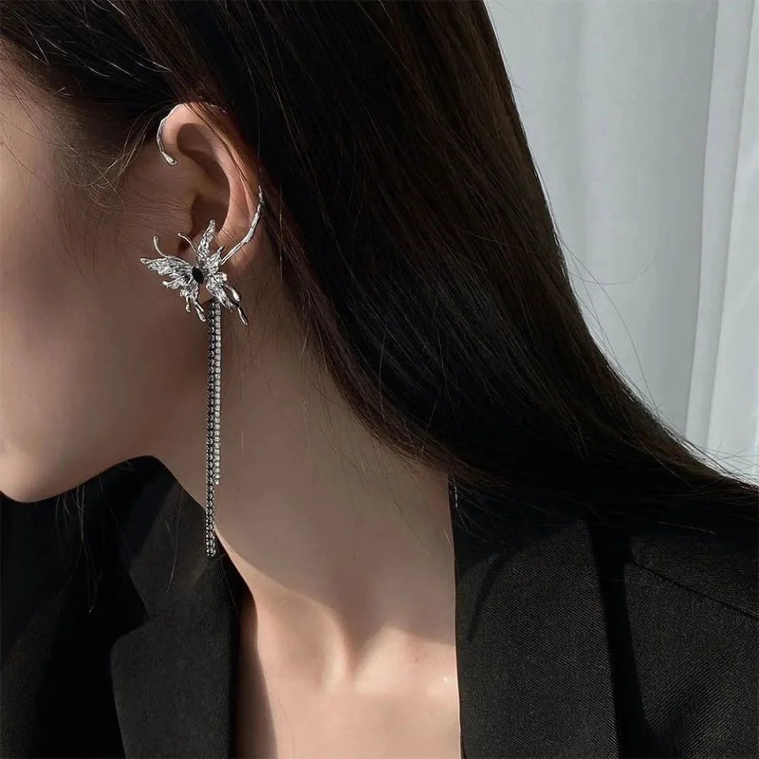 Rebellious Darts Chain Fringe Clip Stud Earring color2
