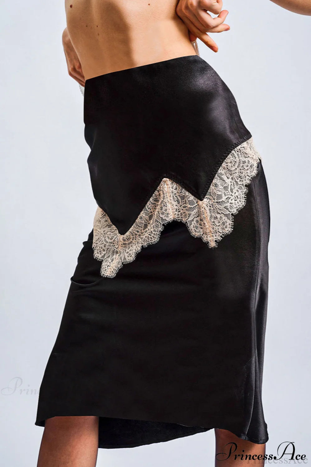 Retro Color Block Lace Panel Slim Skirt Black / S