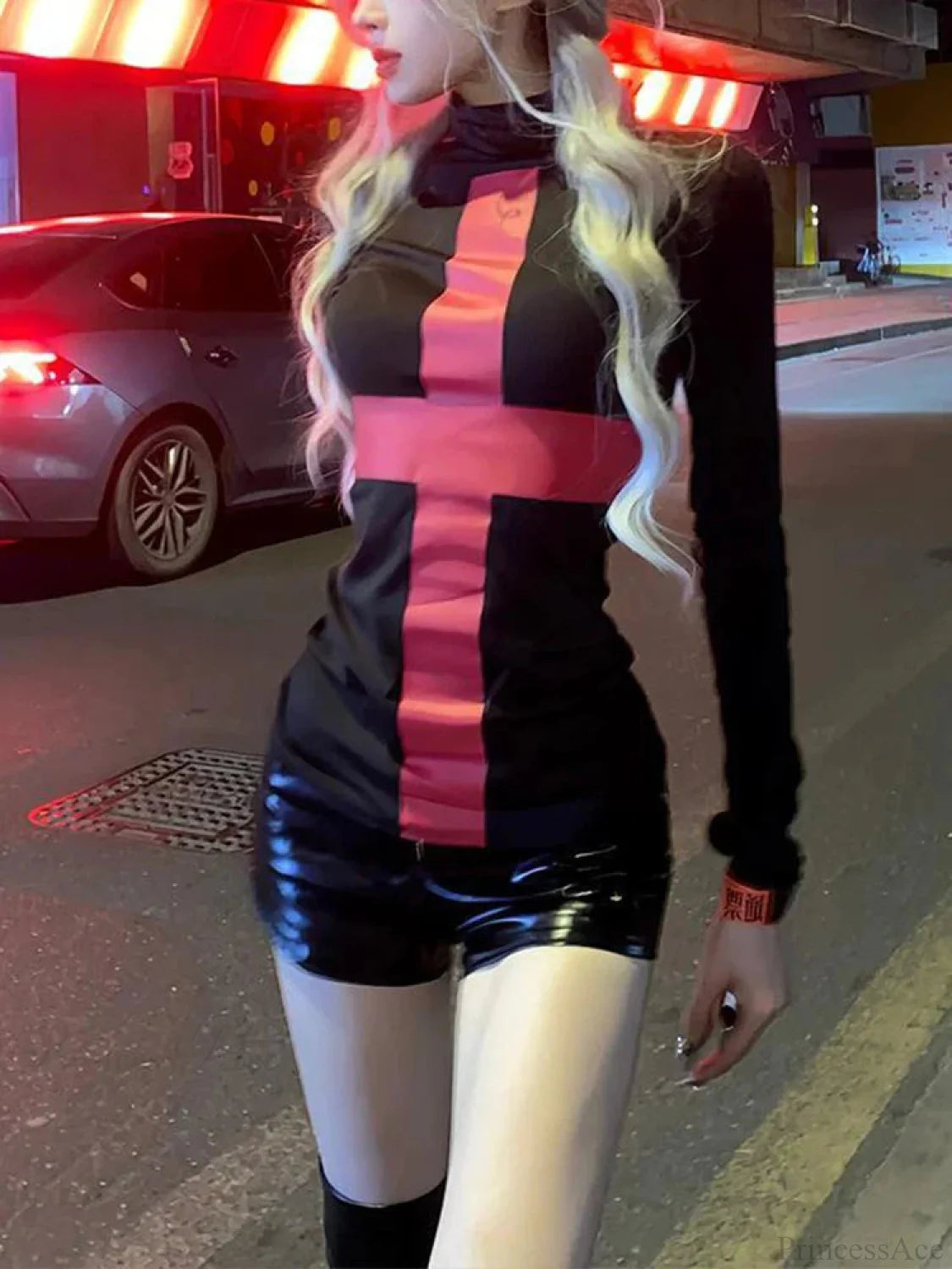 Scarlet Cross Turtleneck Knit Top Black / S