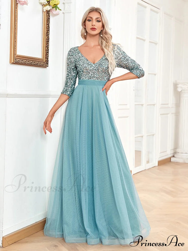 Sexy V-Neck Graceful Chiffon Evening Dress