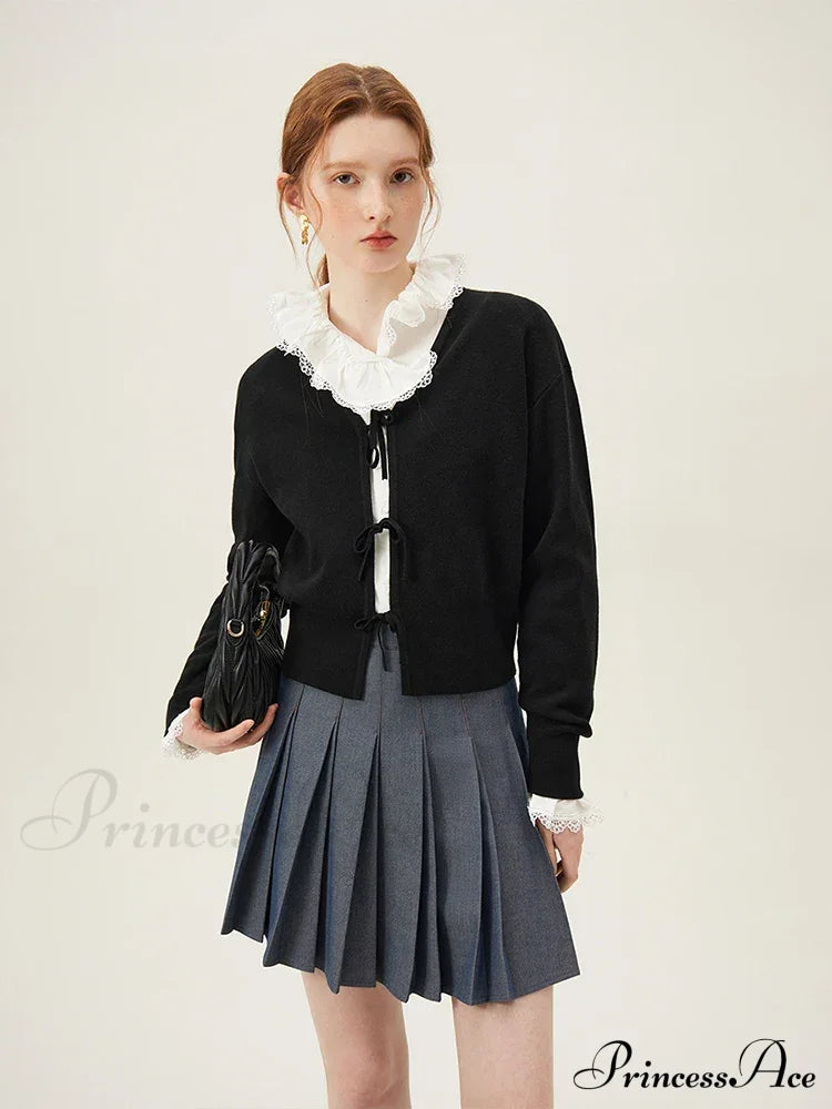 Short Black Warm V-Neck Lace Up Placket Wool Cardigan