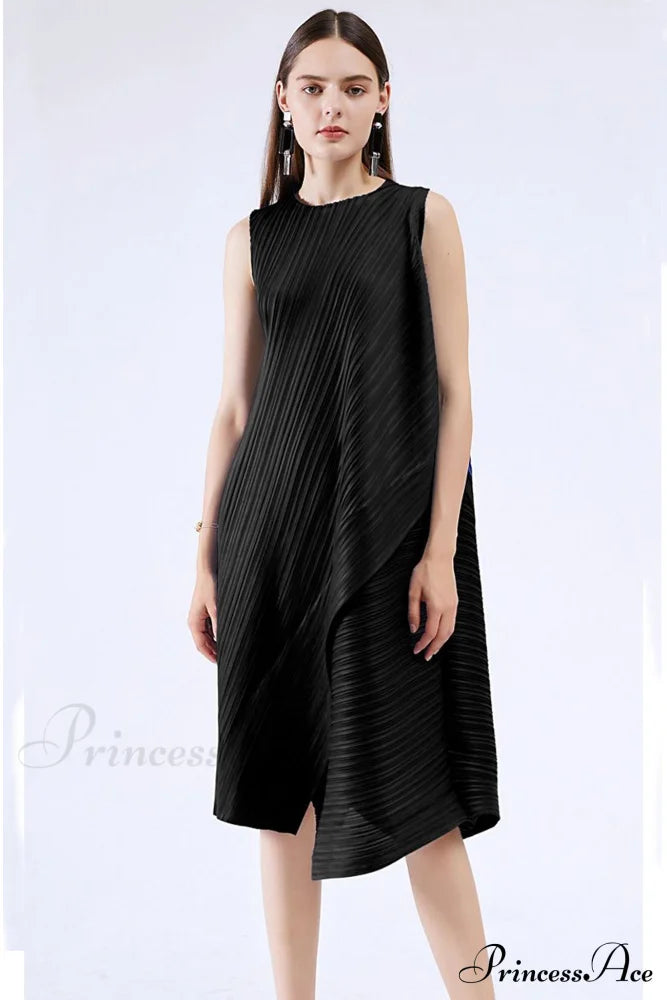 Sleeveless Pleated Midi Dress With Irregular Hem Black / One Size Dresses