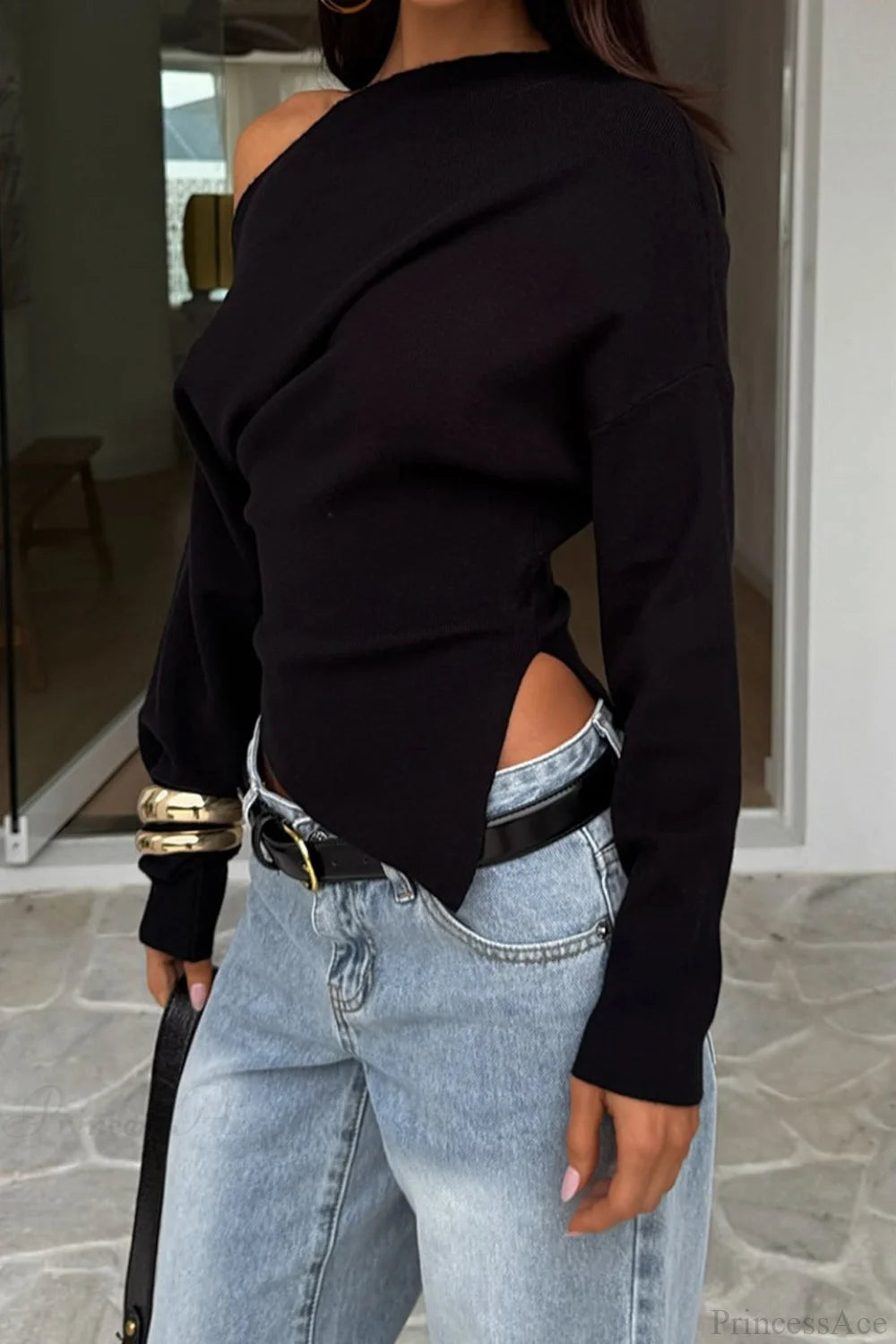 Solid Fleece Off-shoulder Slim Long Sleeve Tee Black / S