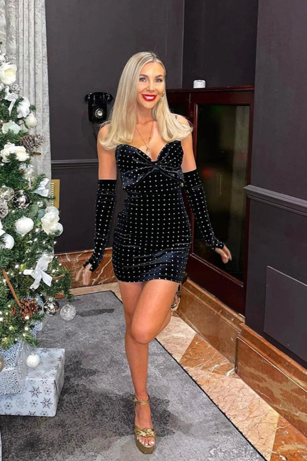 Sparkly Velvet Cami Bodycon Mini Dress Black / S