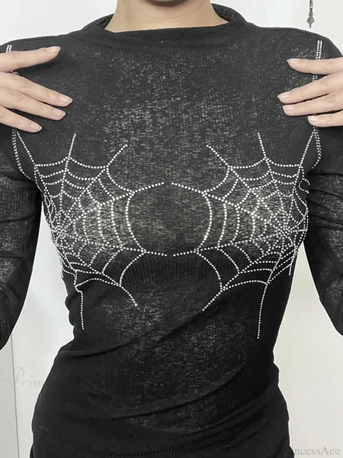 Spider Web O-neck Knit Top