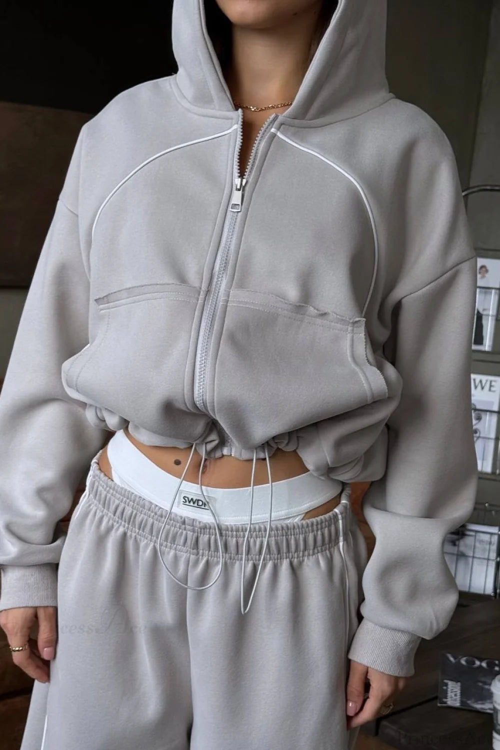 Sporty Color Block Hooded Straight-Leg Pants Two Piece Set