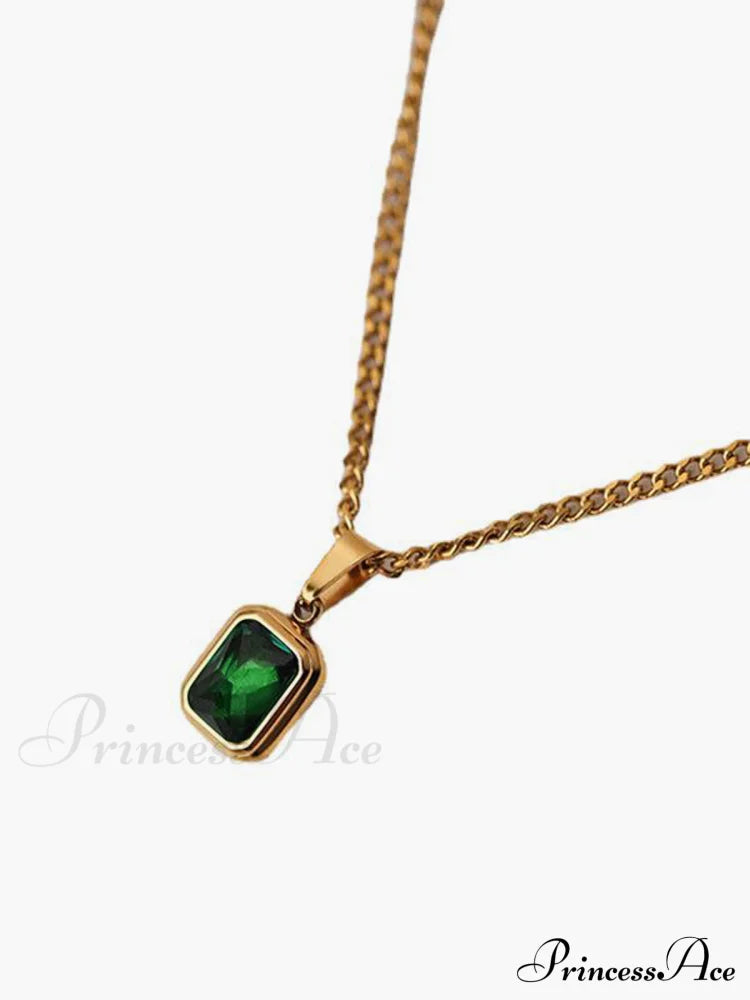 Spring Green Graceful Pendant Necklace Necklaces