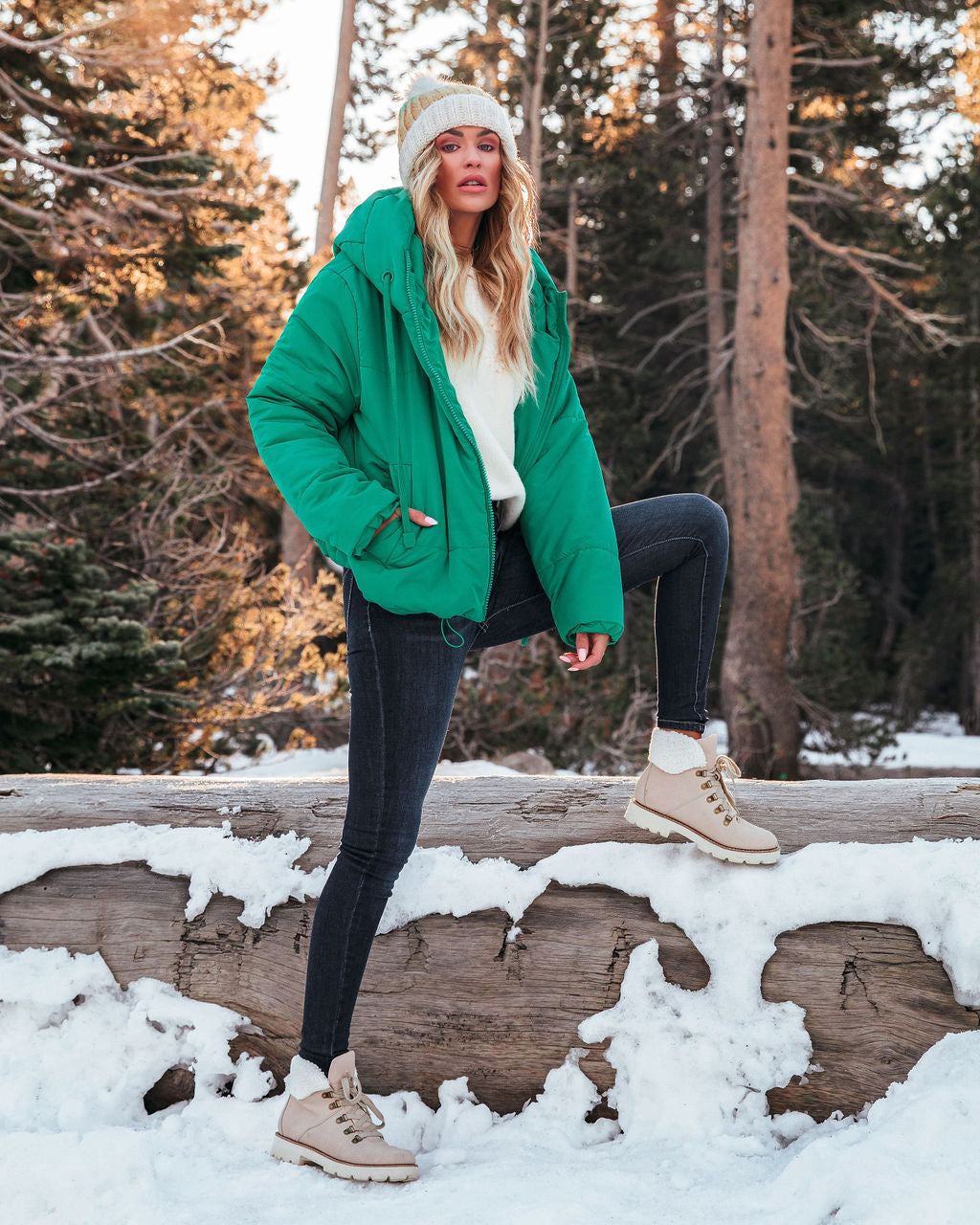 Stay Awhile Hooded Puffer Jacket - Kelly Green