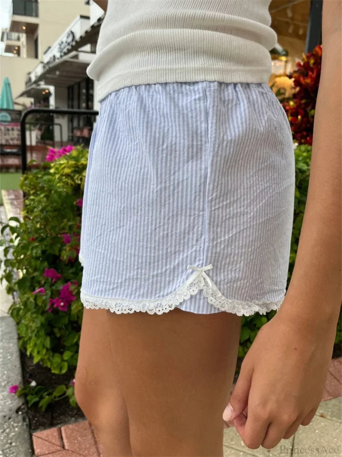 Striped Lace Trim Casual Short short-250223