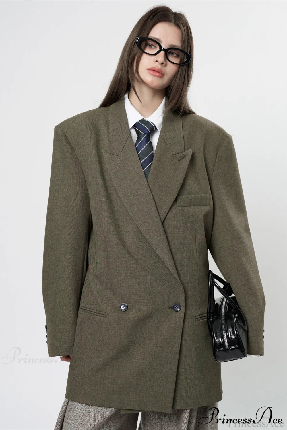 Structured Wide Shoulder Blazer