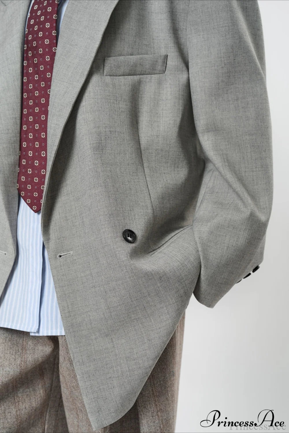 Structured Wide Shoulder Blazer