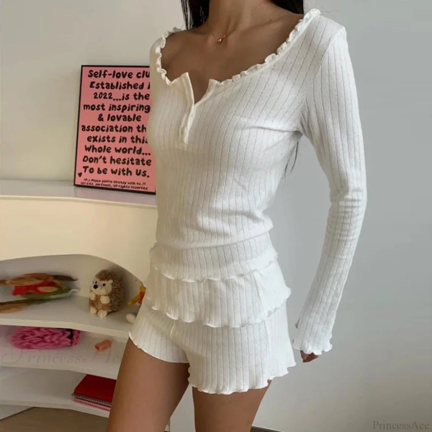 Sweet Girl Long Sleeve Crop Top Shorts Two Pieces Set twopiecesset-250126