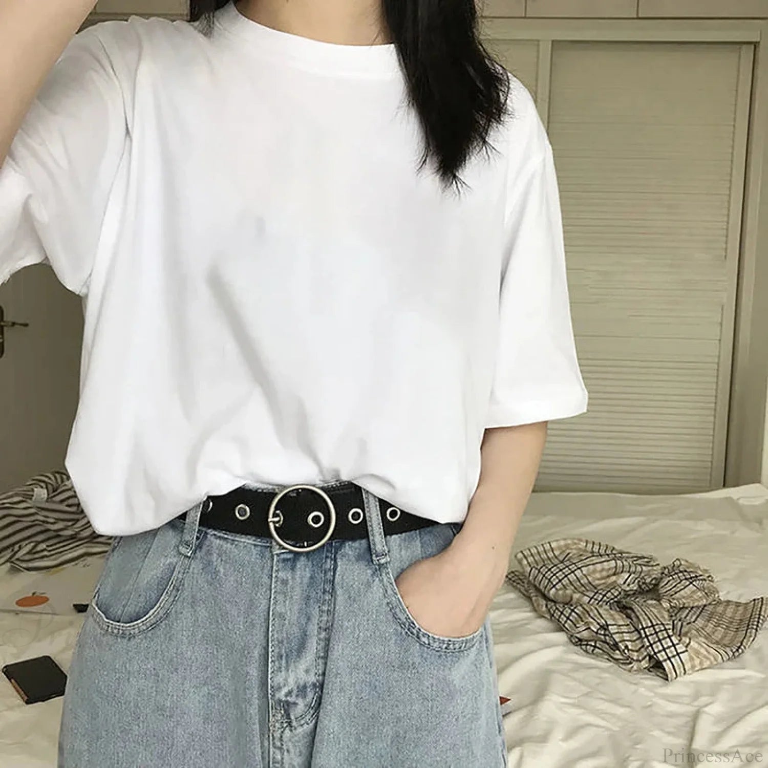 Synonyms: Gothic - medieval Leather - hide Pin - peg Buckle - clasp PU medieval hide peg clasp Belt