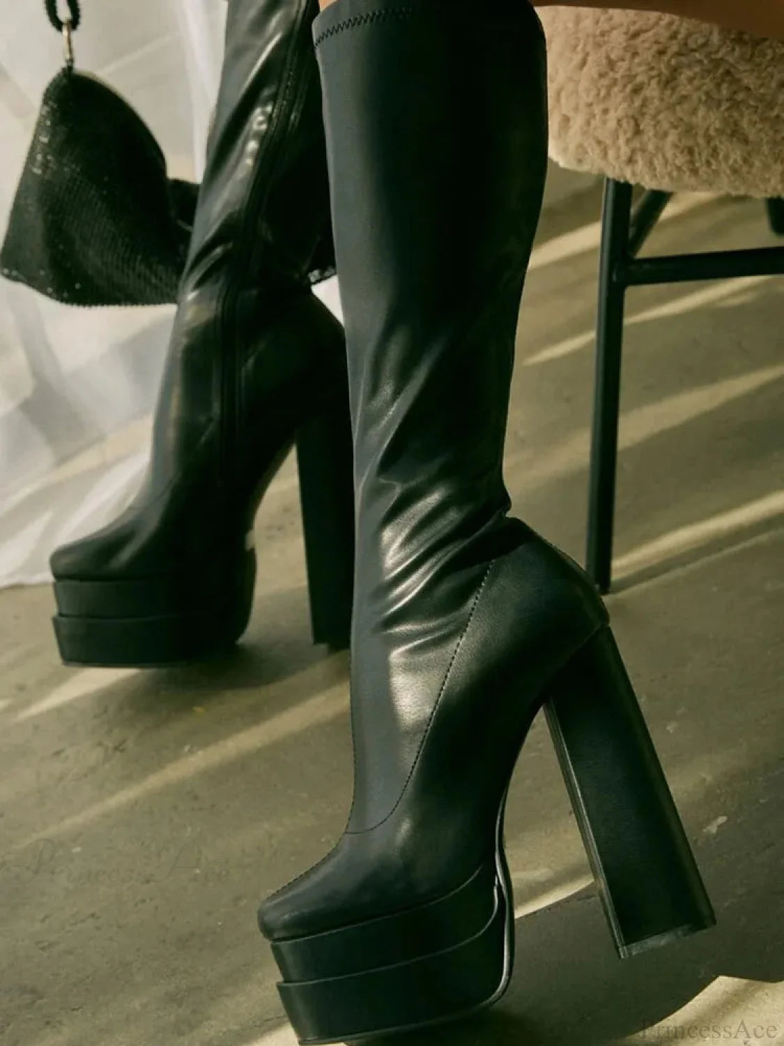 Tall Heeled Above The Knee Platform Winter Boot black 4 / 5