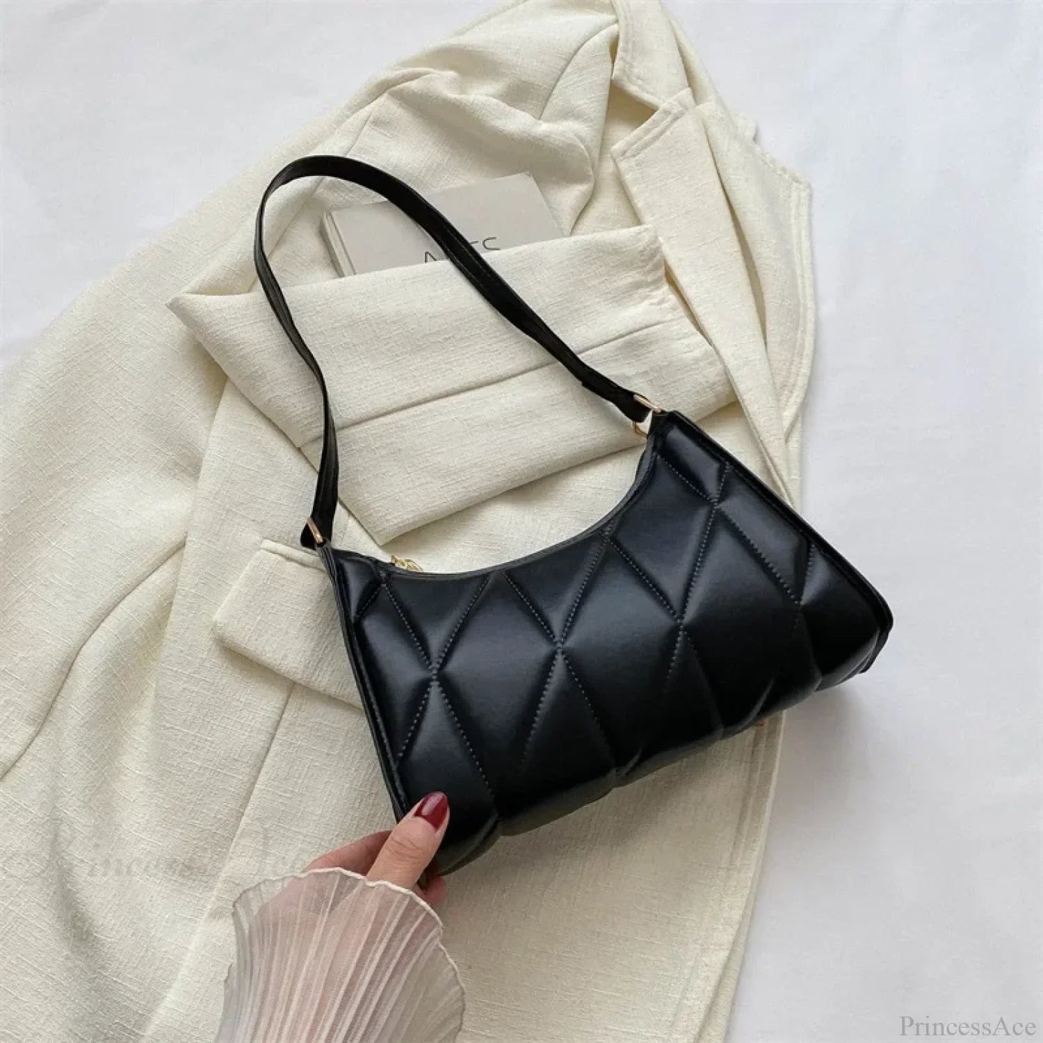 Trendy PU Leather Underarm Shoulder Bag Black shoulder-250126