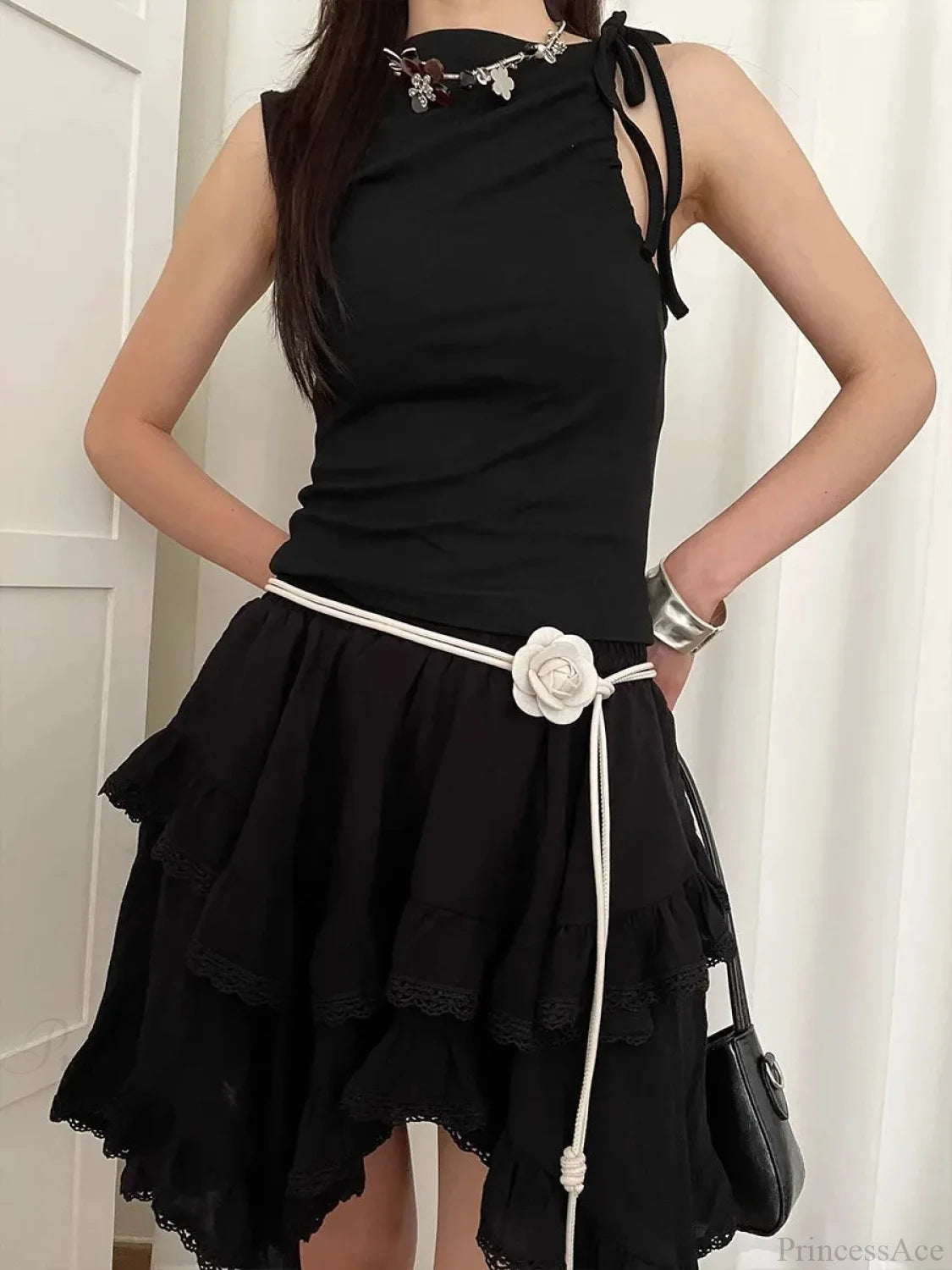 Unconventional Mysterious Flowery Cord Girdle