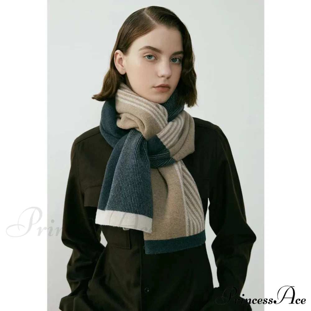 Unique Elegant Trendy Retro Cozy Stylish High-End Warm Scarf