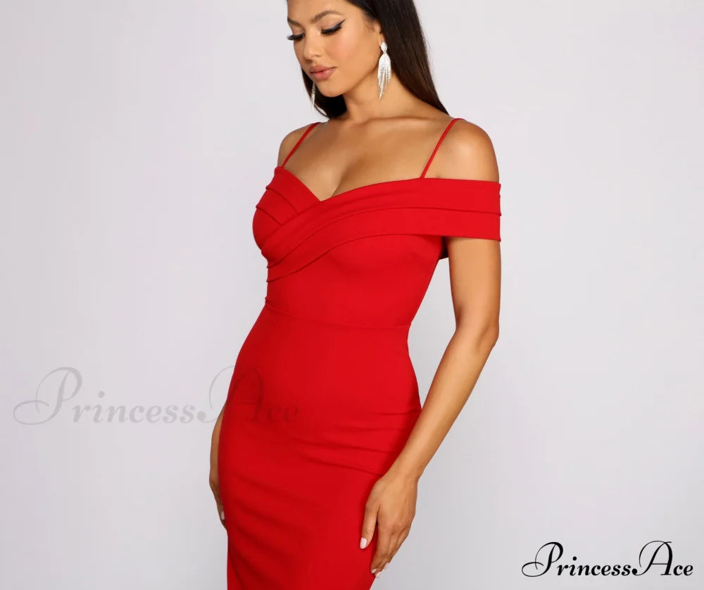 Valeria Formal Off The Graceful Shoulder Crepe Midi Dress S.o. Short Dresses