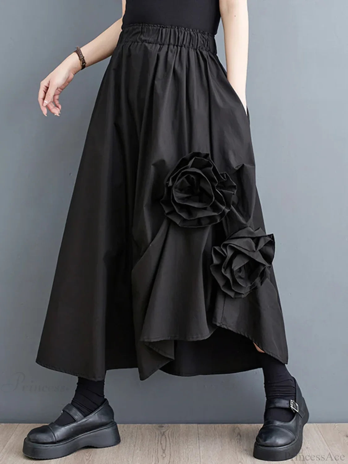 Vintage Floral Loose Midi Skirt Black / One Size
