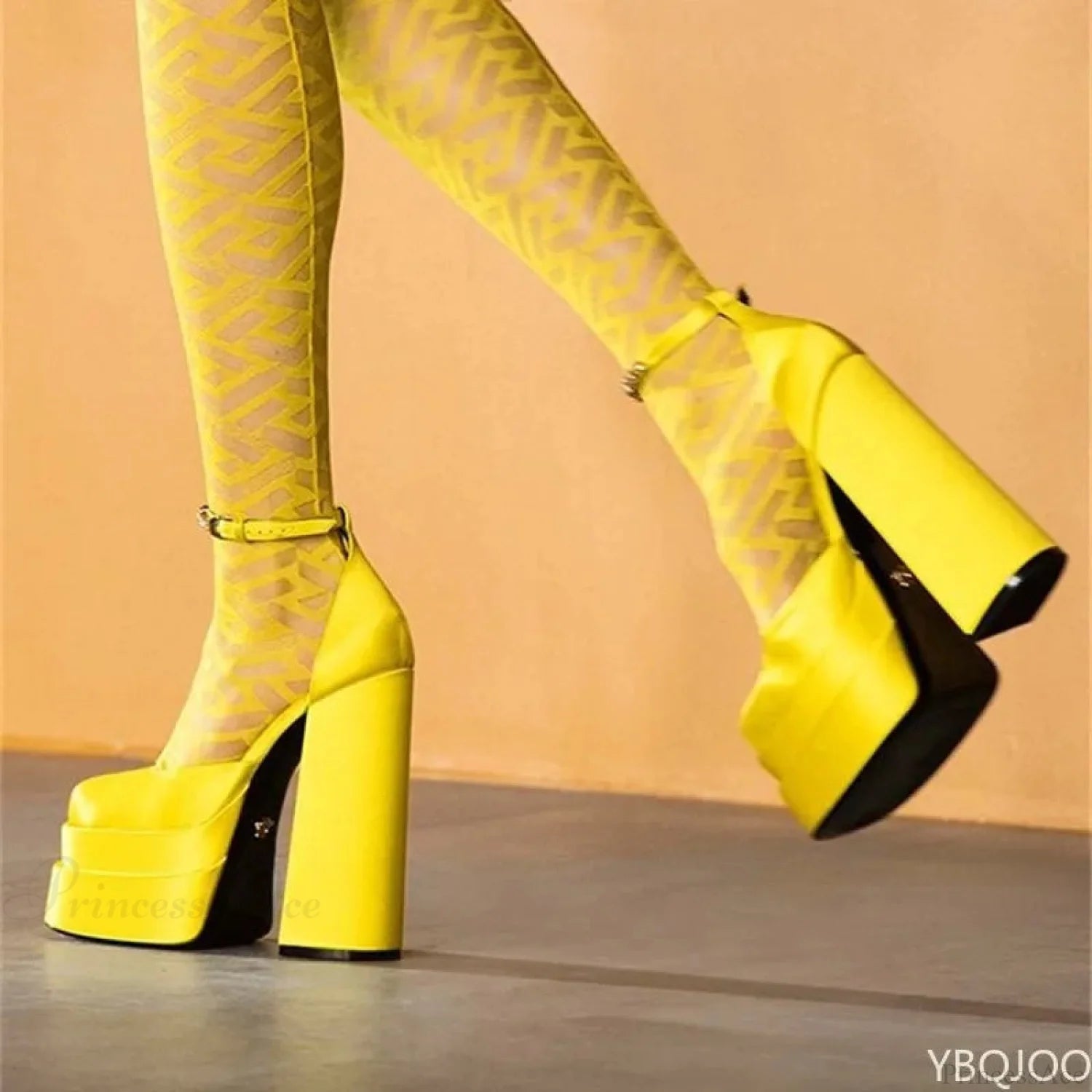 Vintage Mary Jane Chunky Gothic Tall Heel