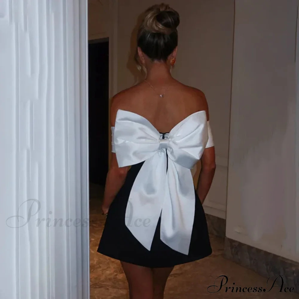 White Pearl Backless Party Dress Blackwhite / Xs Partydress-241208