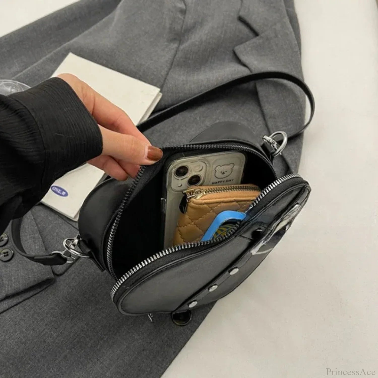 Y2K Rivet Heart-Shaped Crossbody Bag crossbody-250126